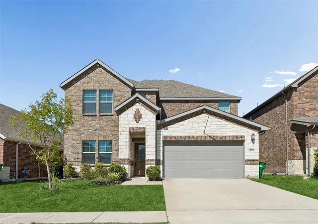 Photo 1 of Single family home for sale at 436 Ella Ln, Rockwall, TX 75087 | MLS# 21227492 | Listing updated on 2026-08-15