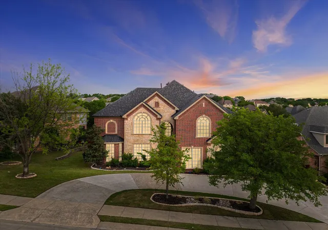 Homes for sale in Highland Village, TX | 3306 Castlewood Blvd, Highland Village, TX 75077 | MLS# 21214554