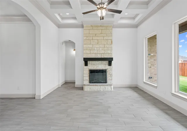 Homes for sale in Springtown, TX | 725 Jameson St, Springtown, TX 76082 | MLS# 21238170