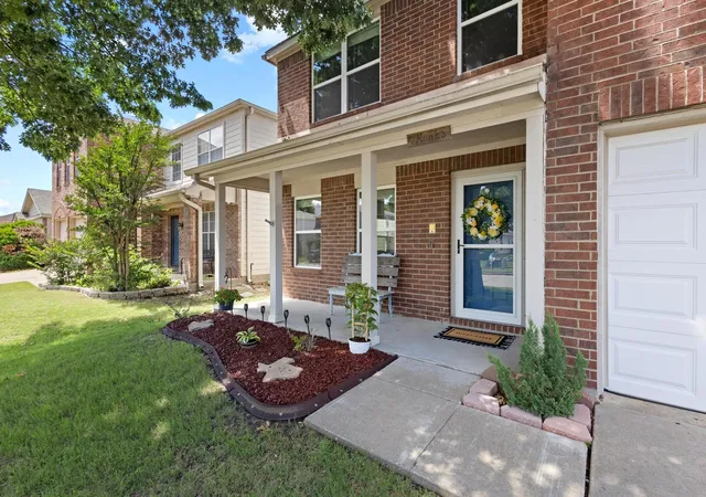 3rd image of 4317 Hawk Ln, Sherman, TX 75092 | MLS# 21231369