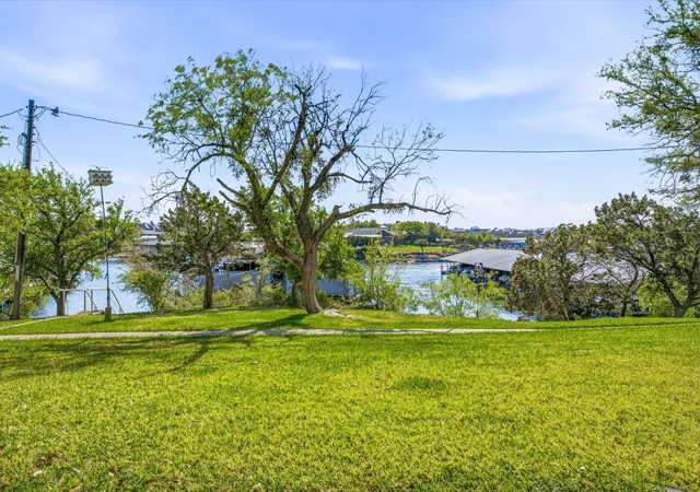 Homes for sale in Graford, TX | 3301 Lavilla Rd, Graford, TX 76449 | MLS# 21239171