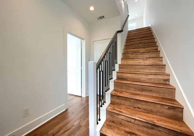 Photo 3 of Condo for sale at 13325 Bee St #406, Dallas, TX 75234 | MLS# 21239278 | Listing updated on 2026-08-19