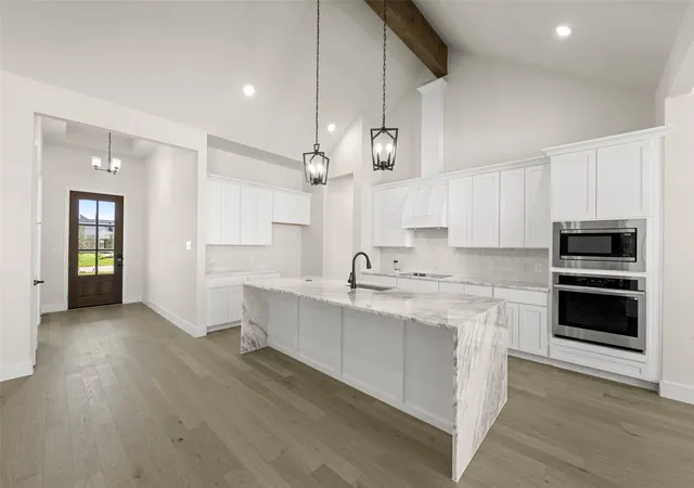 Photo 4 of Single family home for sale at 270 Maci Dr, Waxahachie, TX 75167 | MLS# 21238287 | Listing updated on 2026-08-31