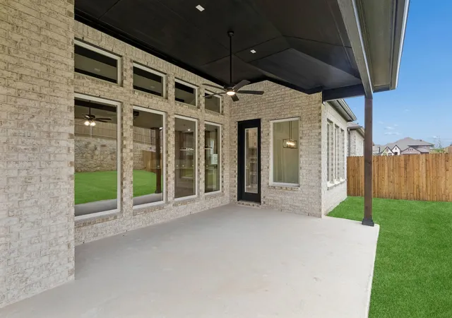 Photo 19 of Single family home for sale at 1009 Blue Mist Ct, Justin, TX 76247 | MLS# 21239327 | Listing updated on 2026-10-08