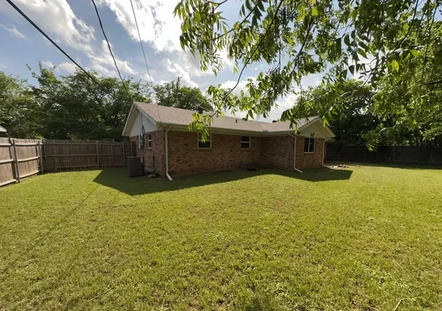 Homes for sale in North Richland Hills, TX | 7905 Birchwood, North Richland Hills, TX 76180 | MLS# 21239355