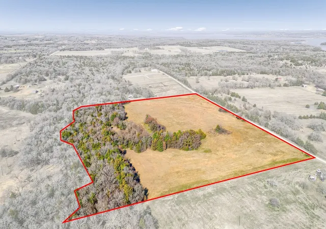 Photo 3 of Land for sale at 163 Twin Oaks Ln, Whitesboro, TX 76273 | MLS# 21239219 | Listing updated on 2026-08-24