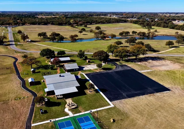 Photo 4 of Land for sale at Tbd Lot 61 Stonebridge Blvd, Bowie, TX 76230 | MLS# 21238733 | Listing updated on 2026-08-25