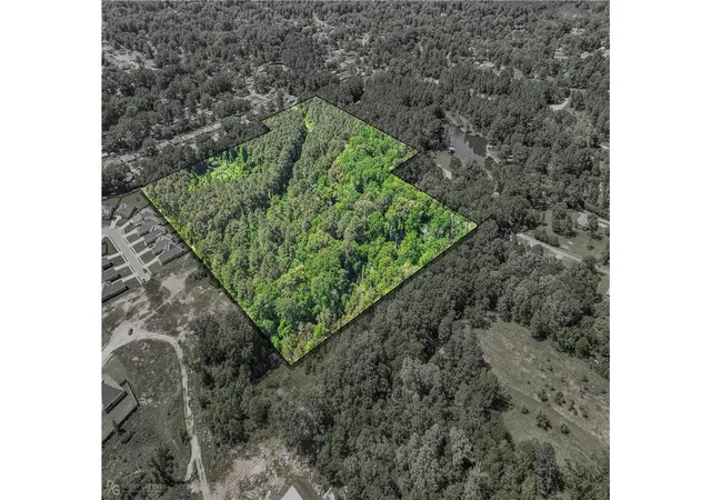 1st image of 0 Hollow Bluff Dr, Haughton, LA 71037 | MLS# 21239513