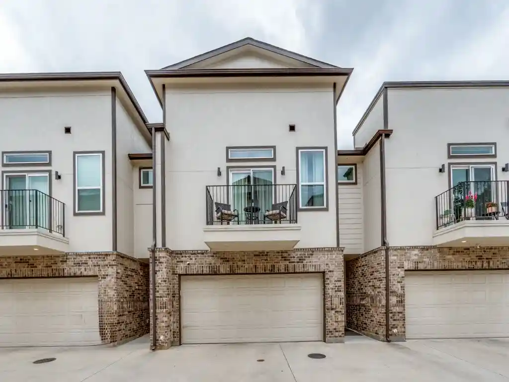 Photo 1 of Sale Pending at 7337 Bree Ct, Dallas, TX 75235 | MLS# 21237239 | Listing updated on 2026-10-16