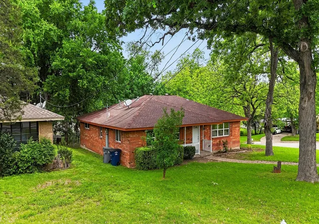 Photo 1 of Sale Pending at 1245 Whispering Ct, Dallas, TX 75241 | MLS# 21234399 | Listing updated on 2026-08-25