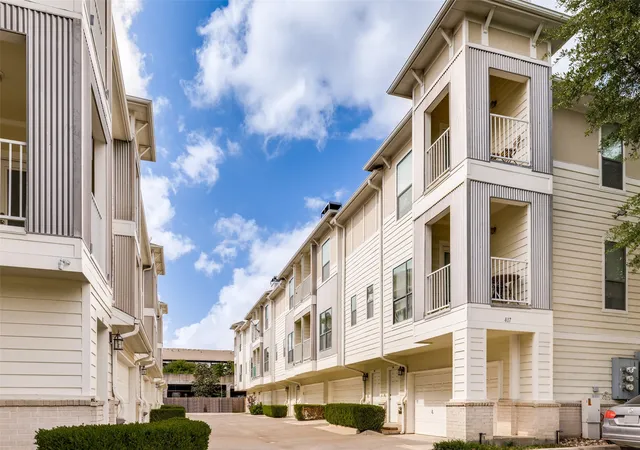 Photo 3 of Condo for sale at 2407 Stutz Dr #B5, Dallas, TX 75235 | MLS# 21239687 | Listing updated on 2026-09-23
