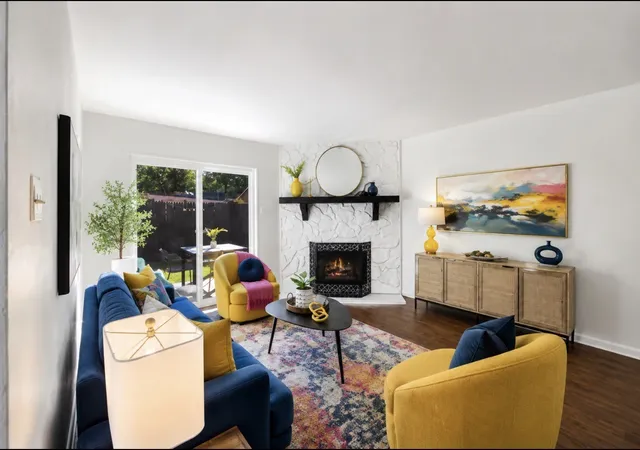 Townhouse for sale at 1600 Brentwood Dr, Irving, TX 75061 | MLS# 21215938