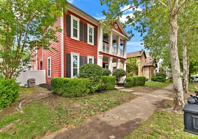 Homes for sale in Savannah, TX | 1621 Jasmine Trl, Savannah, TX 76227 | MLS# 21237637