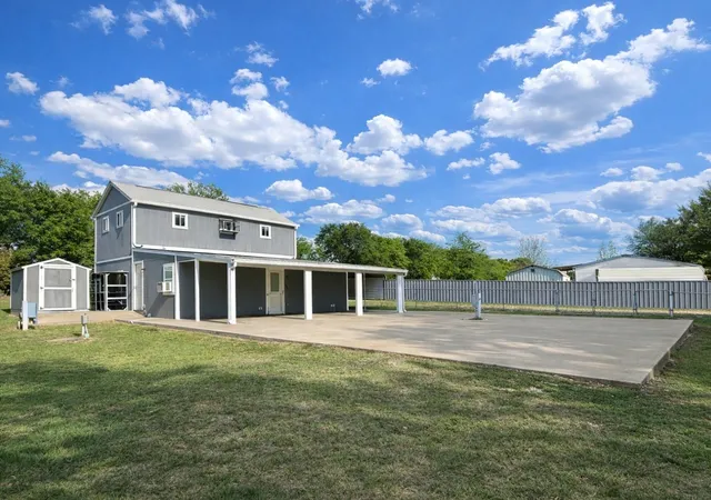 Photo 1 of Single family home for sale at 400 Comanche, Quitman, TX 75783 | MLS# 21238875 | Listing updated on 2026-07-20