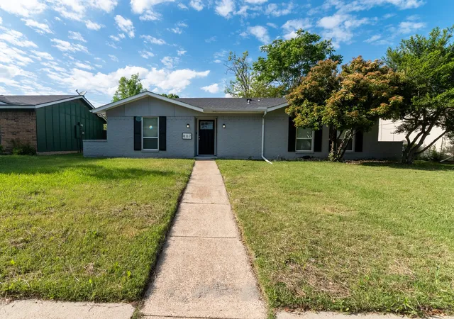 Homes for sale in Allen, TX | 807 Meadow Mead Dr, Allen, TX 75002 | MLS# 21235859