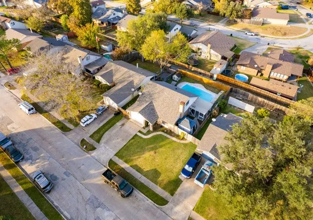 1st image of 813 Via Avenida, Mesquite, TX 75150 | MLS# 21227737