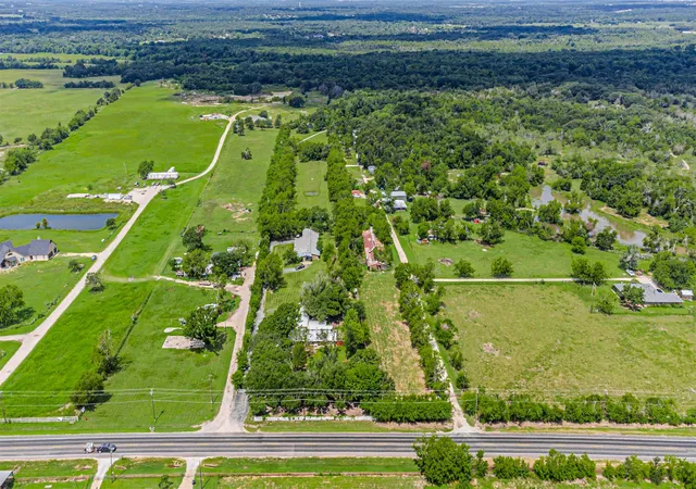 Homes for sale in Oak Ridge, TX | 7821 N State Hwy 34, Oak Ridge, TX 75161 | MLS# 21239917