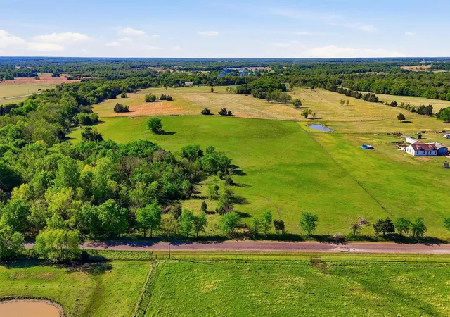 Photo 2 of Land for sale at 105 Dexter Rd, Whitesboro, TX 76273 | MLS# 21235557 | Listing updated on 2026-07-27