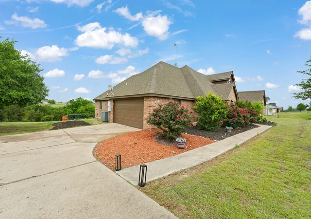 Homes for sale in Cresson, TX | 439 Stone Mountain Court, Cresson, TX 76035 | MLS# 21239660