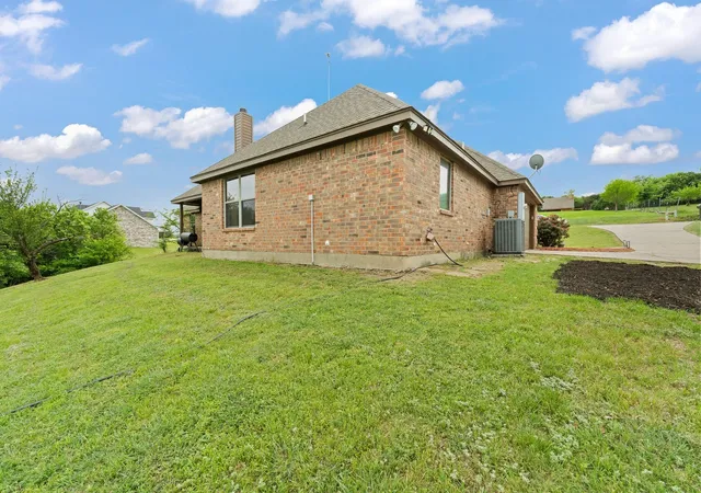 Homes for sale in Cresson, TX | 439 Stone Mountain Court, Cresson, TX 76035 | MLS# 21239660