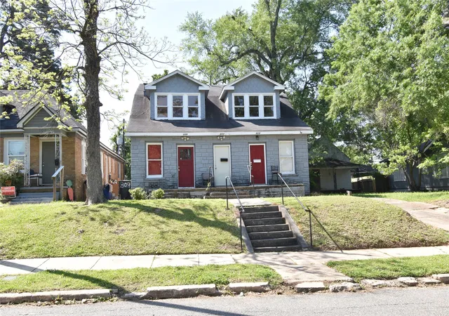 Photo 2 of Multi family home for sale at 313 Wilkinson St, Shreveport, LA 71104 | MLS# 21239279 | Listing updated on 2026-08-07