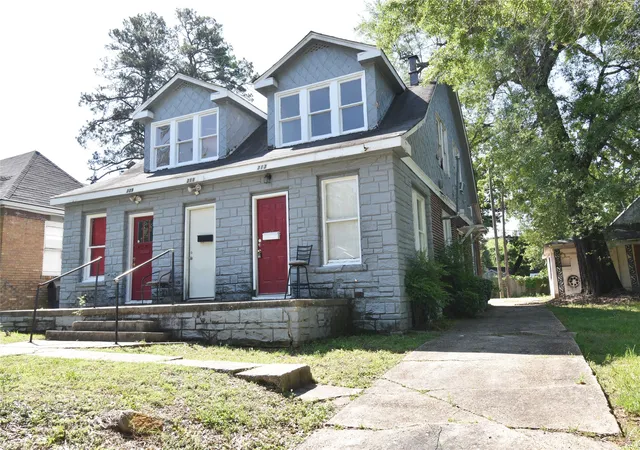 Photo 3 of Multi family home for sale at 313 Wilkinson St, Shreveport, LA 71104 | MLS# 21239279 | Listing updated on 2026-08-07