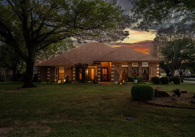 Photo 2 of Sale Pending at 210 N Forest Ln, Double Oak, TX 75077 | MLS# 21239905 | Listing updated on 2026-07-27