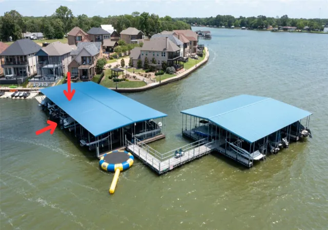 Photo 3 of Townhouse for sale at 124 Marina Dr, Mabank, TX 75156 | MLS# 21235258 | Listing updated on 2026-07-22