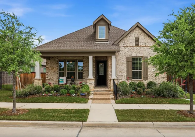 1st image of 4817 Beaver Creek Dr, Arlington, TX 76005 | MLS# 21239532