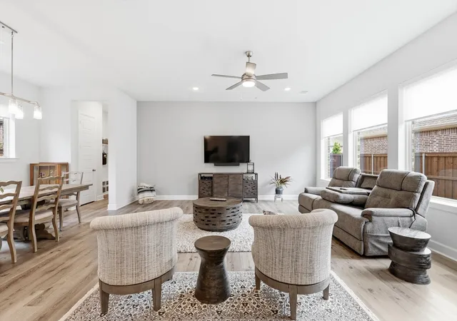 4th image of 4817 Beaver Creek Dr, Arlington, TX 76005 | MLS# 21239532