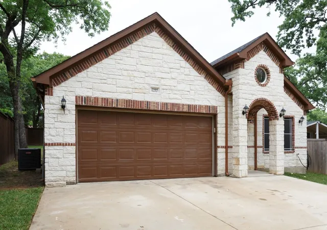 Homes for sale in Dallas, TX | 2505 Edd Rd, Dallas, TX 75253 | MLS# 21240219