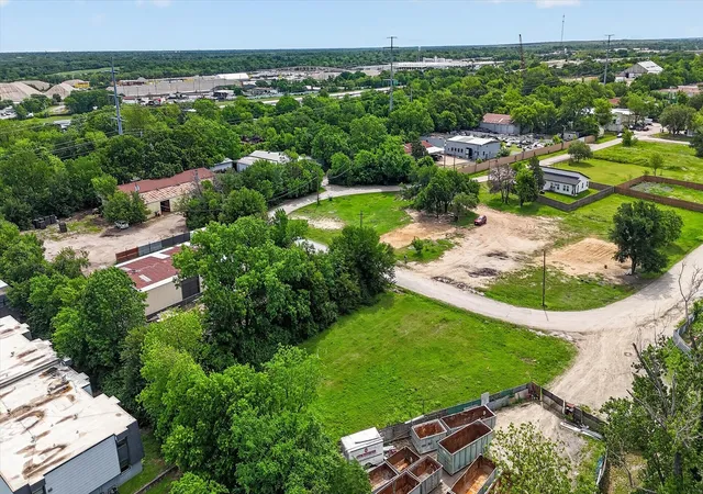 Photo 3 of Land for sale at 3807 Arocha Dr, Dallas, TX 75216 | MLS# 21240260 | Listing updated on 2026-07-28