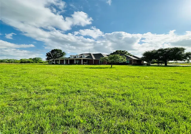 Photo 2 of Single family home for sale at 16547 State Hwy 205, Terrell, TX 75160 | MLS# 21239642 | Listing updated on 2026-09-28