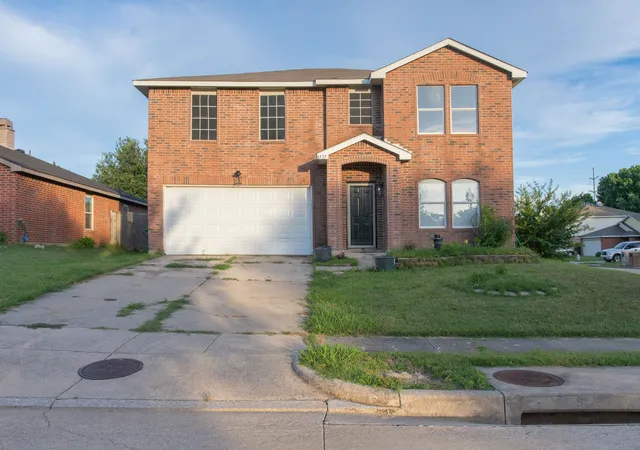 Photo 1 of Sale Pending at 8717 Serenity Wy, Denton, TX 76210 | MLS# 21238393 | Listing updated on 2026-08-02