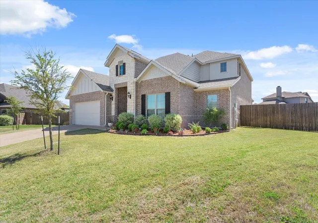 Photo 1 of Single family home for sale at 518 Rye Cir, Mc Gregor, TX 76657 | MLS# 21232068 | Listing updated on 2026-07-21