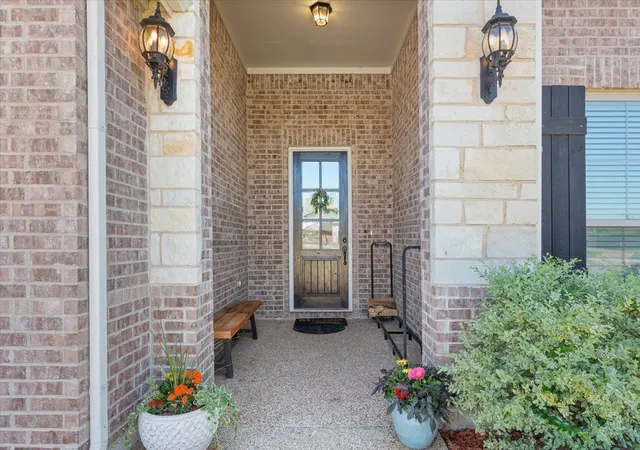Photo 2 of Single family home for sale at 518 Rye Cir, Mc Gregor, TX 76657 | MLS# 21232068 | Listing updated on 2026-07-21