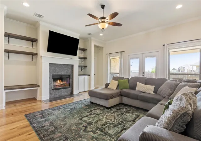 Photo 3 of Single family home for sale at 518 Rye Cir, Mc Gregor, TX 76657 | MLS# 21232068 | Listing updated on 2026-07-21