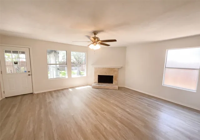 3rd image of 2232 Bradford Pear Dr, Little Elm, TX 75068 | MLS# 21240568