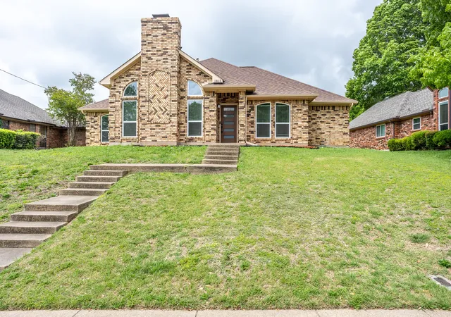 Homes for sale in Duncanville, TX | 1815 Seabrook Dr, Duncanville, TX 75137 | MLS# 21240220