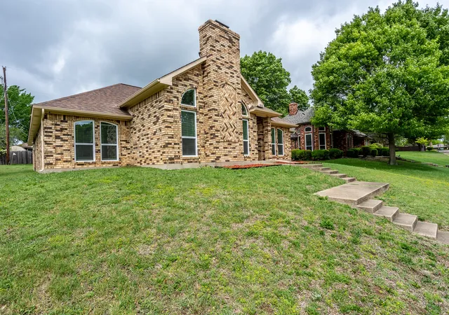 Homes for sale in Duncanville, TX | 1815 Seabrook Dr, Duncanville, TX 75137 | MLS# 21240220