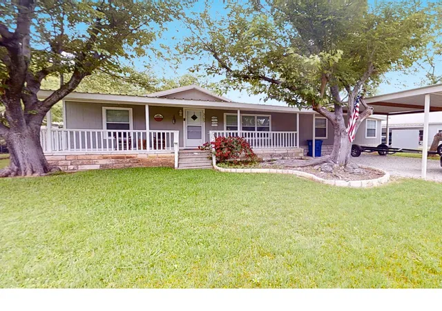 Photo 1 of Manufactured home for sale at 3703 Hartwood Dr, Granbury, TX 76049 | MLS# 21239215 | Listing updated on 2026-08-18