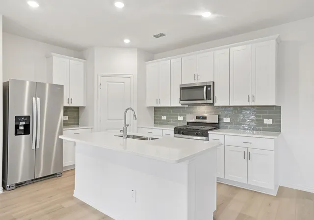 Photo 1 of Sale Pending at 6218 Chickney Dr, Mc Kinney, TX 75071 | MLS# 21239741 | Listing updated on 2026-08-25