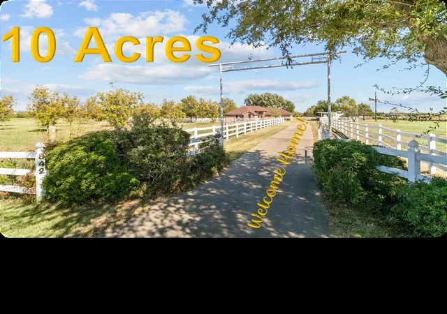 Photo 3 of Single family home for sale at 842 N Fm 1138, Nevada, TX 75173 | MLS# 21238407 | Listing updated on 2026-07-07