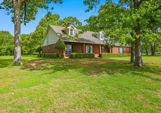 Photo 4 of Single family home for sale at 645 Cr 1787, Yantis, TX 75497 | MLS# 21240592 | Listing updated on 2026-09-07