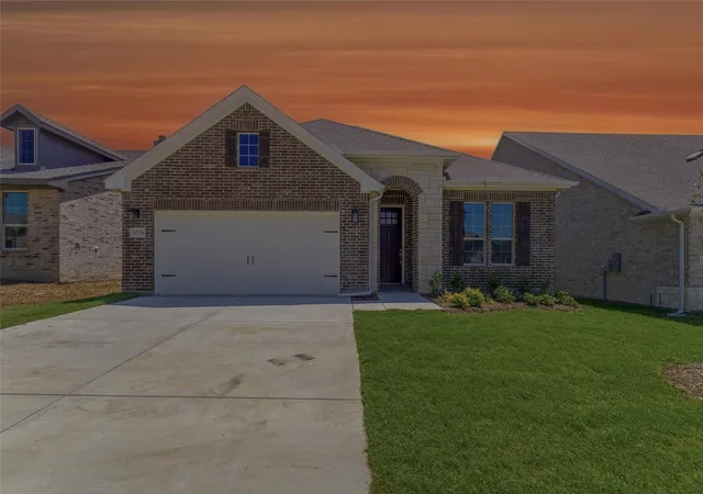Homes for sale in Gainesville, TX | 3516 Helena St, Gainesville, TX 76240 | MLS# 21240865
