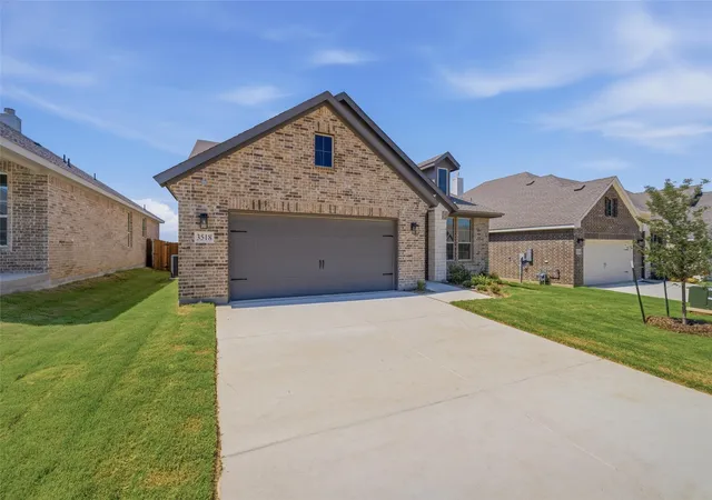 Homes for sale in Gainesville, TX | 3518 Helena St, Gainesville, TX 76240 | MLS# 21240880