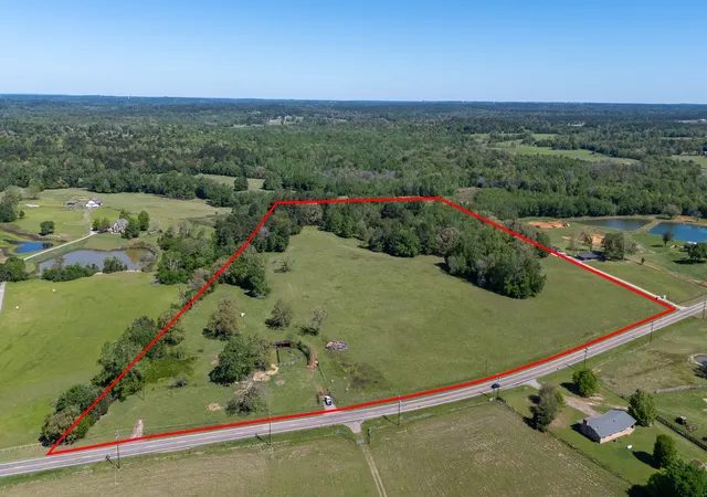 Photo 2 of House for sale at 5973 Fm 344 E, Tyler, TX 75703 | MLS# 21238654 | Listing updated on 2026-07-17