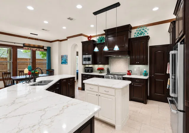 Photo 1 of Sale Pending at 501 Clear Vista Dr, Roanoke, TX 76262 | MLS# 21240642 | Listing updated on 2026-07-07