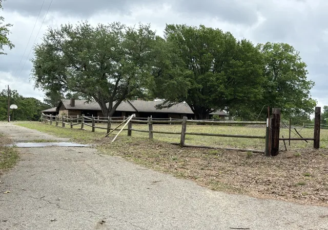 Homes for sale in Brownsboro, TX | 14070 County Road 3520, Brownsboro, TX 75756 | MLS# 21239652