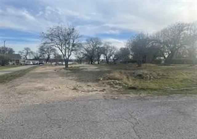 Photo 3 of Land for sale at 6417 Cahoba Dr, Fort Worth, TX 76135 | MLS# 21240998 | Listing updated on 2026-08-26